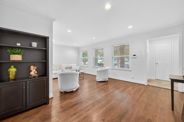 5111 Creekbend Drive, Houston, TX 77035