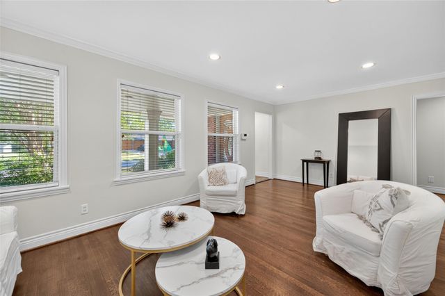 5111 Creekbend Drive, Houston, TX 77035