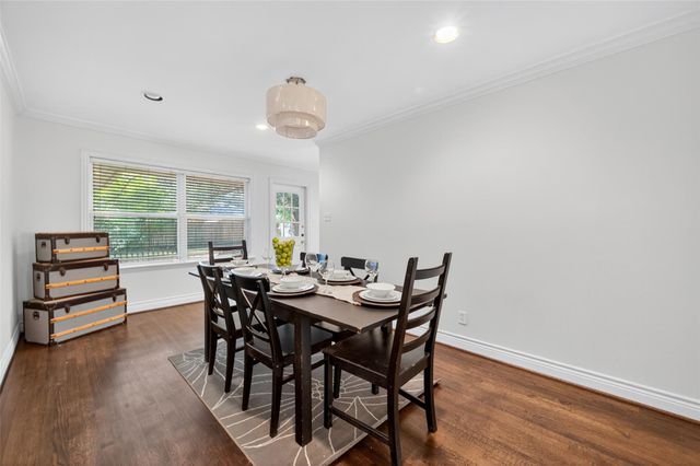 5111 Creekbend Drive, Houston, TX 77035