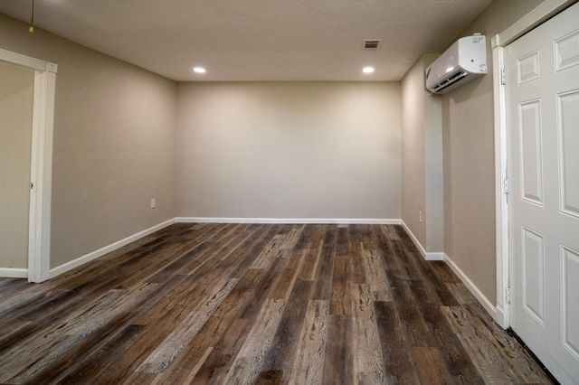 5505 Malmedy Road, Houston, TX 77033