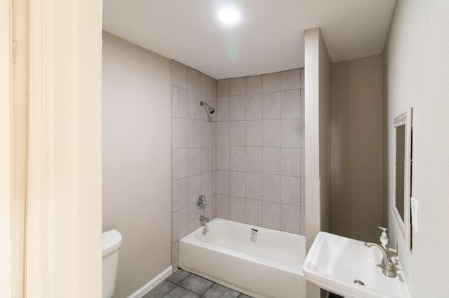 5505 Malmedy Road, Houston, TX 77033