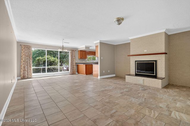 13908 Cerro Verde Drive, Ocean Springs, MS 39564