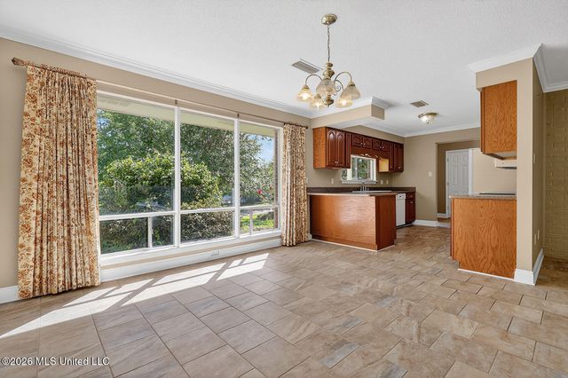 13908 Cerro Verde Drive, Ocean Springs, MS 39564