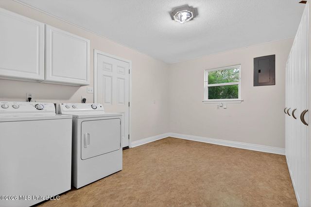 13908 Cerro Verde Drive, Ocean Springs, MS 39564