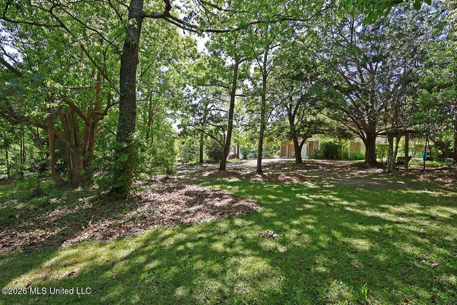 13908 Cerro Verde Drive, Ocean Springs, MS 39564