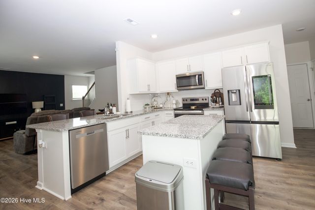 1179 Misty Creek Drive, Aberdeen, NC 28315