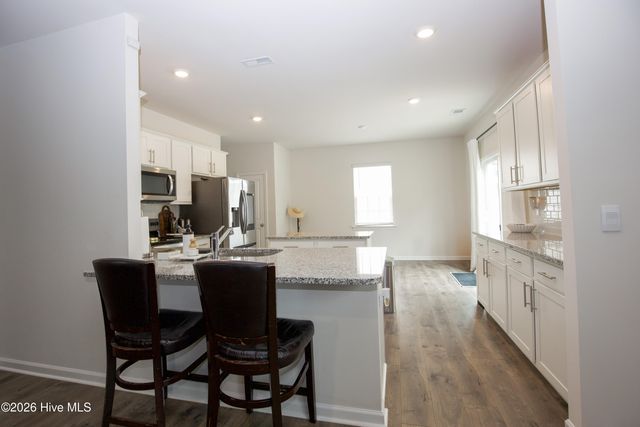 1179 Misty Creek Drive, Aberdeen, NC 28315