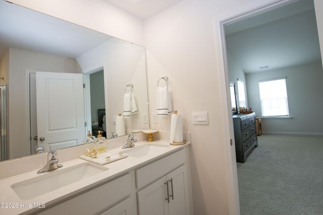 1179 Misty Creek Drive, Aberdeen, NC 28315