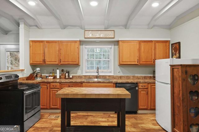 125 Red Mountain Road, Dallas, GA 30157