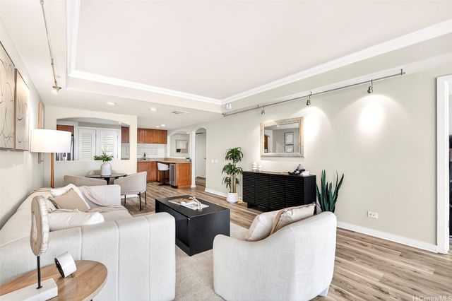 700 Richards Street 2510, Honolulu, HI 96813