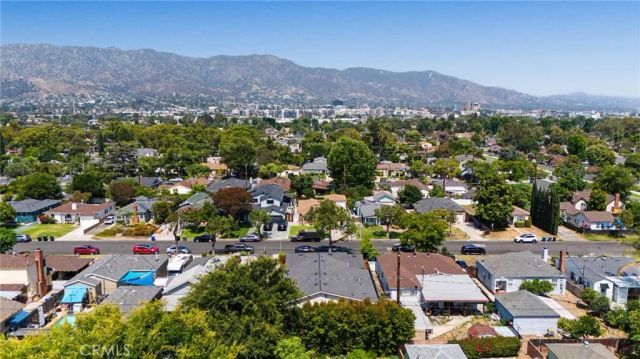 827 N Lamer, Burbank, CA 91506