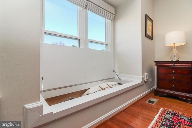 6194 WILD VALLEY CT, Alexandria, VA 22310