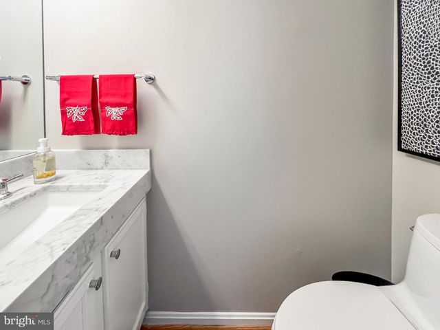 6194 WILD VALLEY CT, Alexandria, VA 22310