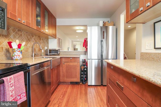 6194 WILD VALLEY CT, Alexandria, VA 22310