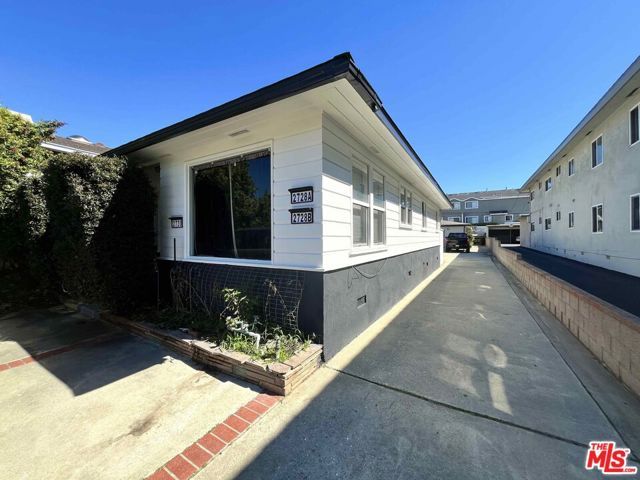2730 Arlington Avenue, Torrance, CA 90501