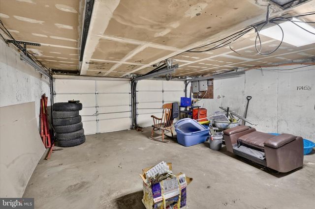 3300 PRIMROSE RD, Philadelphia, PA 19114
