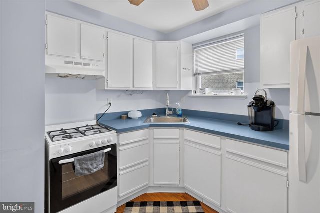 3300 PRIMROSE RD, Philadelphia, PA 19114