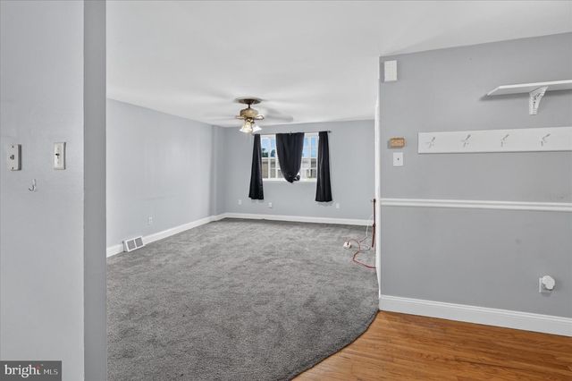 3300 PRIMROSE RD, Philadelphia, PA 19114
