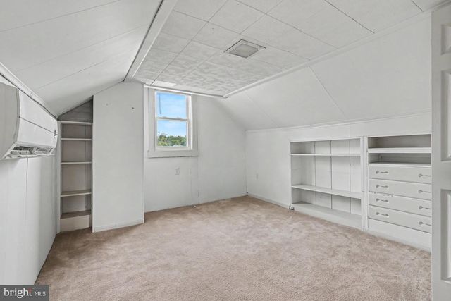302 E CHATHAM ST, Fredericksburg, VA 22405