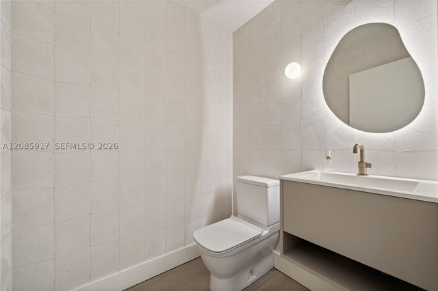 18955 Atlantic Blvd, Sunny Isles Beach, FL 33160