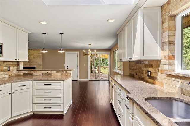 3301 Apache Drive, Mount Vernon, WA 98273