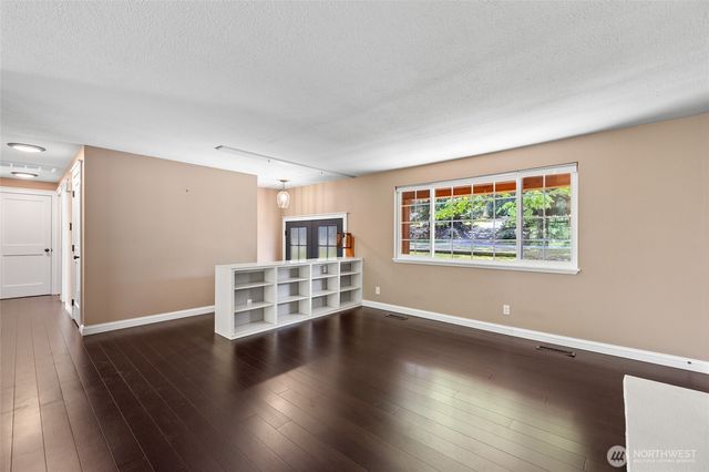3301 Apache Drive, Mount Vernon, WA 98273