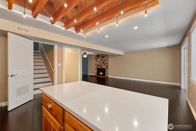3301 Apache Drive, Mount Vernon, WA 98273