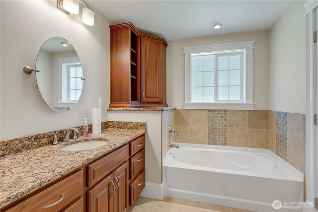 9938 168th Avenue SW, Rochester, WA 98579