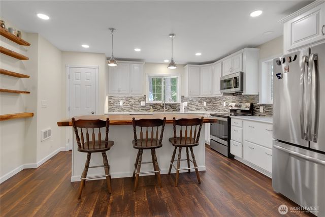 9938 168th Avenue SW, Rochester, WA 98579