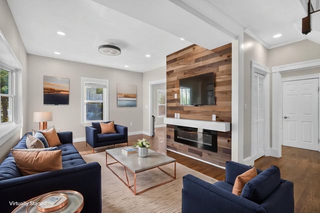 703 S Main St, Randolph, MA 02368