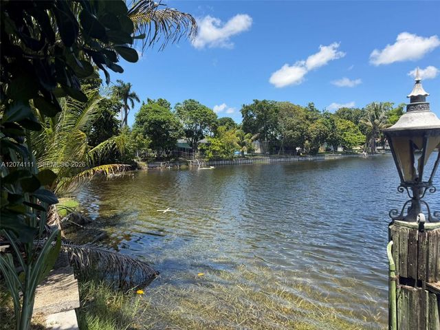 3970 NW 50th Avenue, Lauderdale Lakes, FL 33319