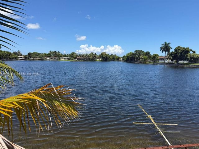 3970 NW 50th Avenue, Lauderdale Lakes, FL 33319
