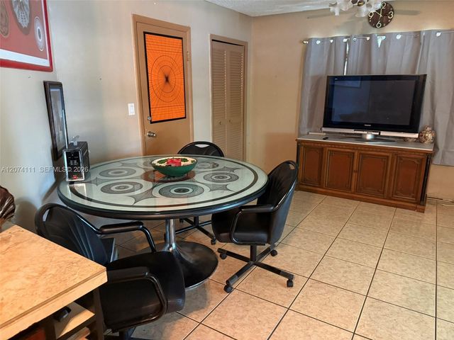 3970 NW 50th Avenue, Lauderdale Lakes, FL 33319