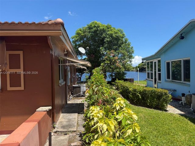 3970 NW 50th Avenue, Lauderdale Lakes, FL 33319