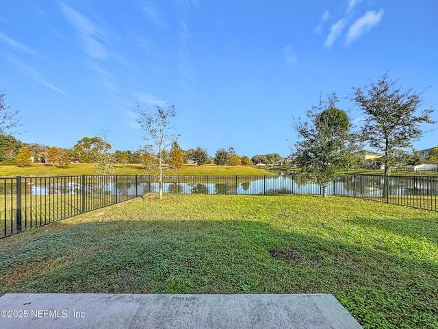 8189 MEADOW WALK Lane, Jacksonville, FL 32256