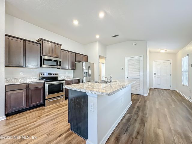 8189 MEADOW WALK Lane, Jacksonville, FL 32256