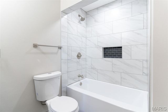 7999 State Rd DD, Bloomsdale, MO 63627