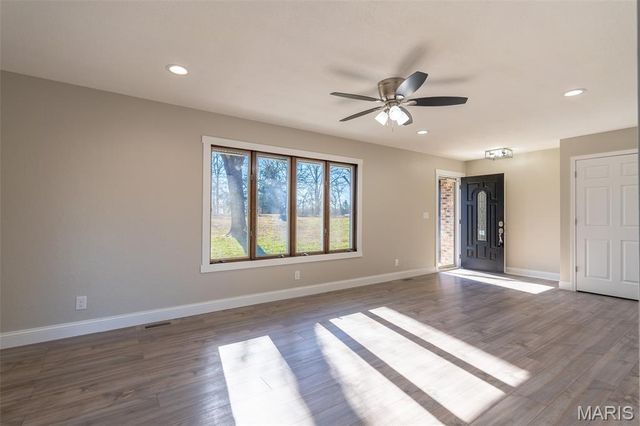 7999 State Rd DD, Bloomsdale, MO 63627