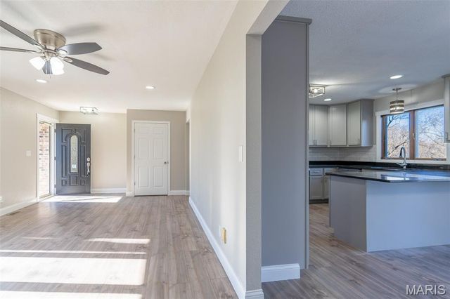 7999 State Rd DD, Bloomsdale, MO 63627