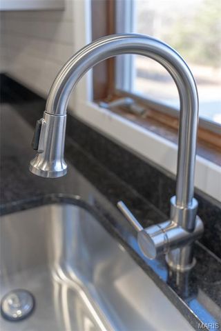 7999 State Rd DD, Bloomsdale, MO 63627