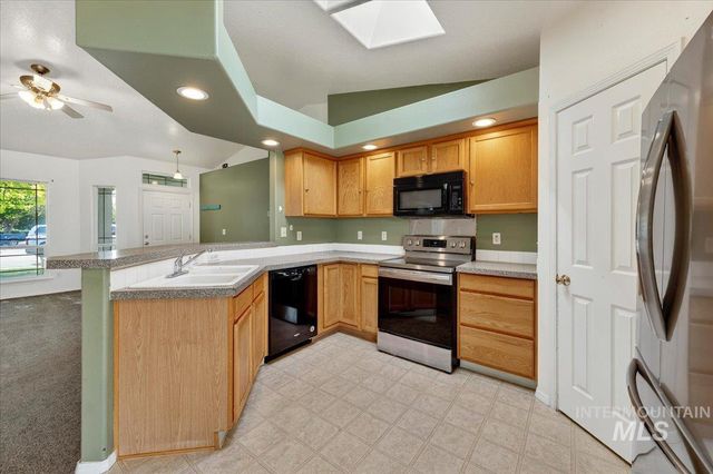 3426 E Princess Amy Ct, Nampa, ID 83687