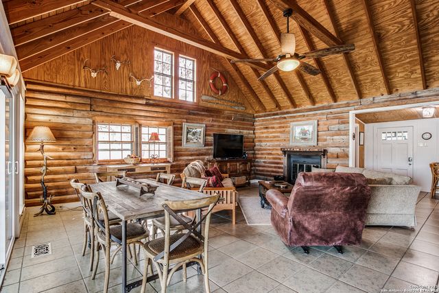 253 Water Crest, Pipe Creek, TX 78063