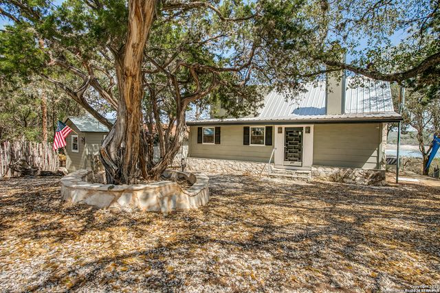 253 Water Crest, Pipe Creek, TX 78063