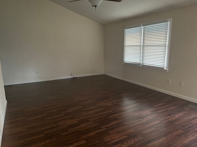 4 Acorn Drive, Harrisburg, IL 62946