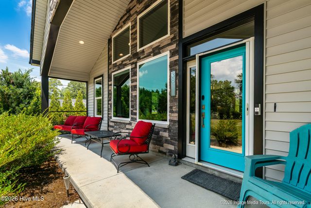 3811 Lockhaven Lane, Grimesland, NC 27837
