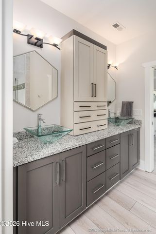 3811 Lockhaven Lane, Grimesland, NC 27837