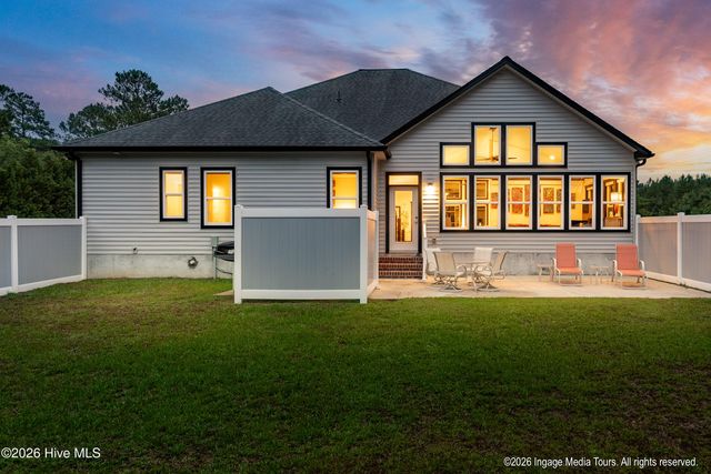 3811 Lockhaven Lane, Grimesland, NC 27837