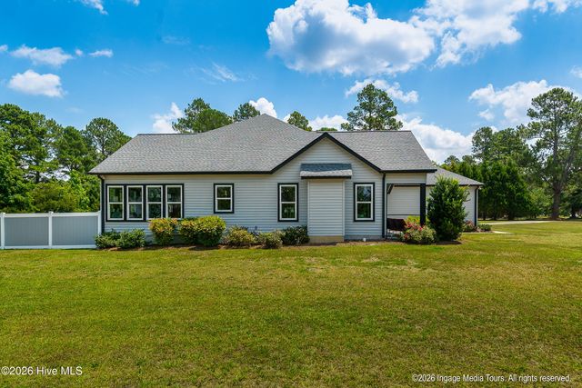 3811 Lockhaven Lane, Grimesland, NC 27837