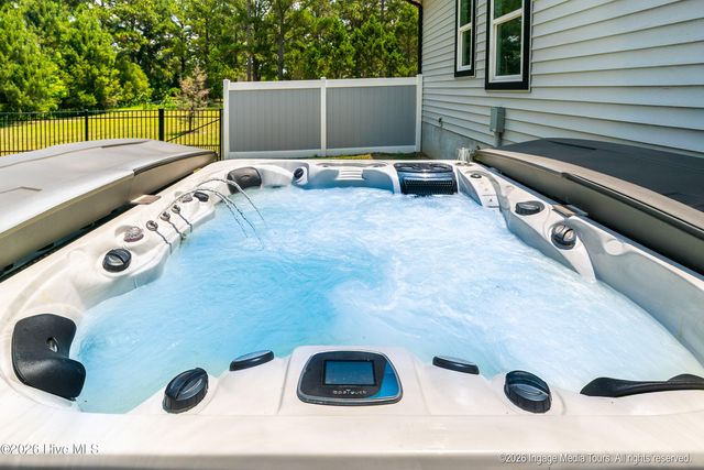 3811 Lockhaven Lane, Grimesland, NC 27837