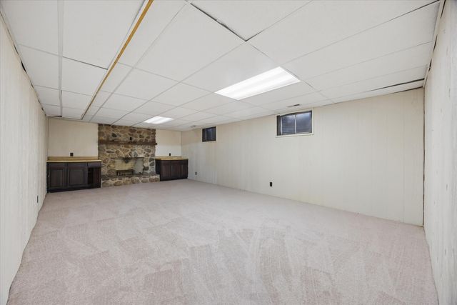 2s730 White Oak Lane, Batavia, IL 60510